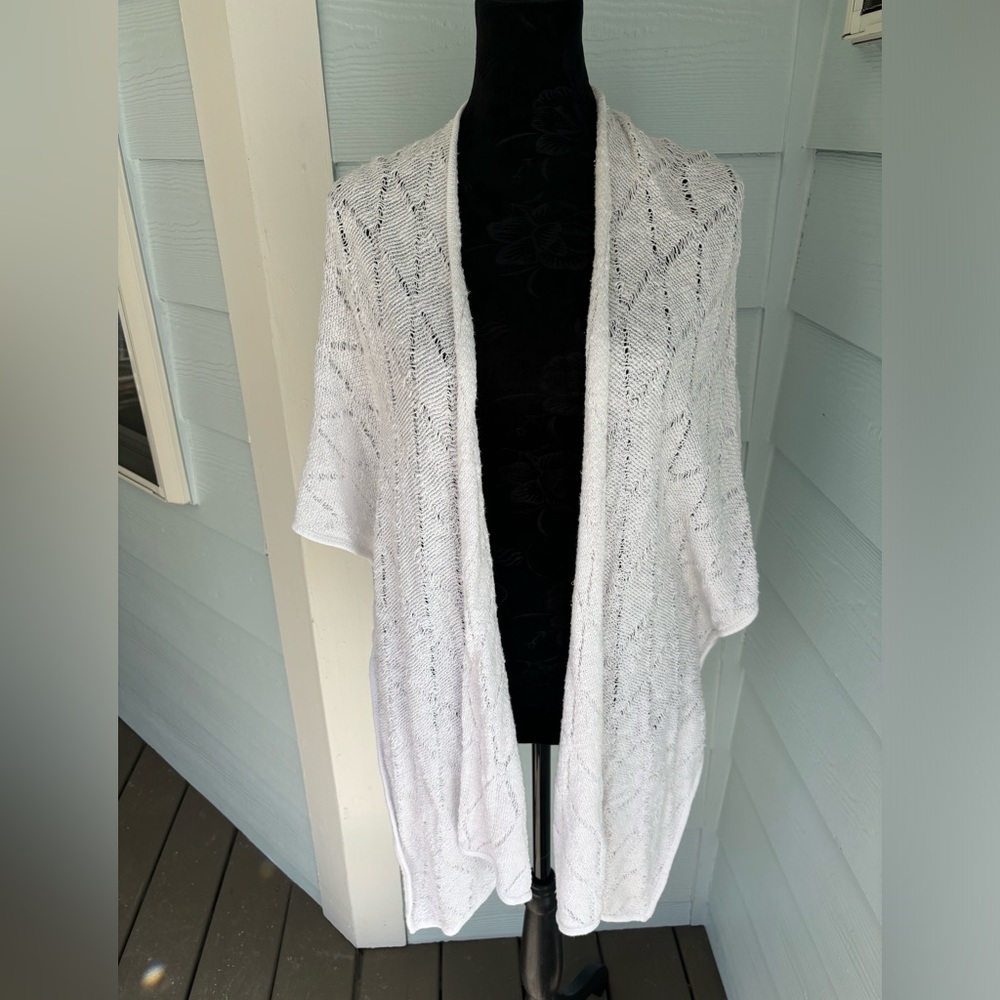 Bella white shrug